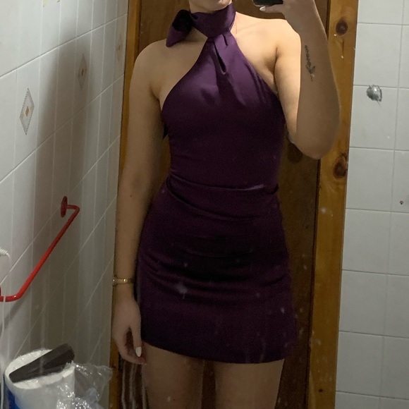 Asymmetrical high neck tie dress - Picture 2 of 3